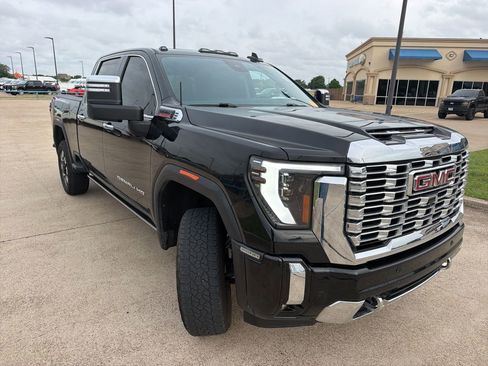 Used 2024 GMC Sierra 2500 Denali w/ Denali Reserve Package AWD/4WD image 20