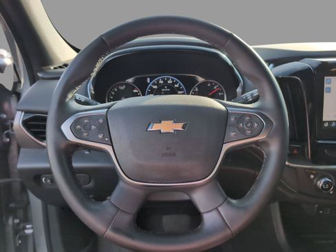 Used 2023 Chevrolet Traverse Premier FWD image 25