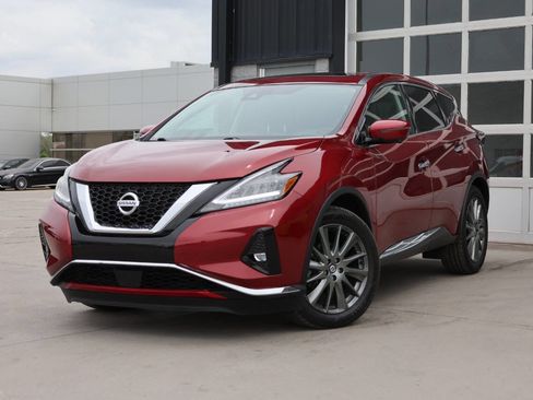 Used 2021 Nissan Murano SV w/ SV Special Edition Package AWD/4WD image 3