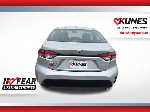 Used 2023 Toyota Corolla LE image 9