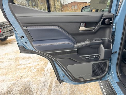 New 2026 Toyota 4Runner 4WD image 25