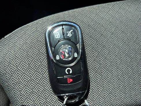 Used 2025 Buick Encore GX Preferred FWD image 22