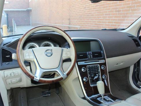 Used 2012 Volvo XC60 3.2 image 15