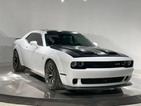 Used 2020 Dodge Challenger SRT Hellcat image 74