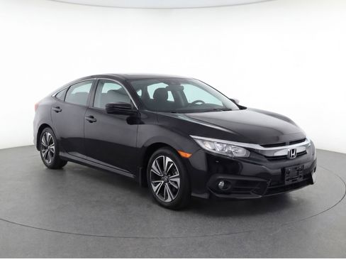 Used 2016 Honda Civic EX-T image 2