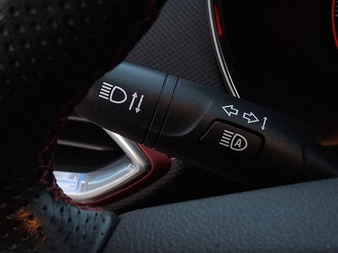 Certified 2023 Chevrolet TrailBlazer RS w/ Convenience Package image 24