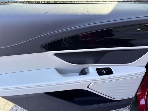 New 2026 Lincoln Nautilus Premier w/ Jet Appearance Package image 19