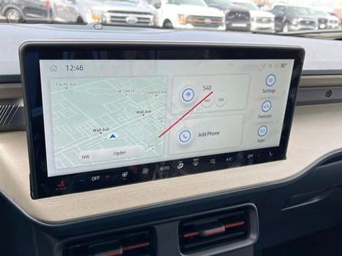 Used 2025 Ford Maverick Lariat AWD/4WD image 27