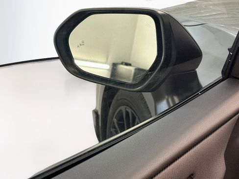 Used 2025 Toyota Camry SE FWD image 16