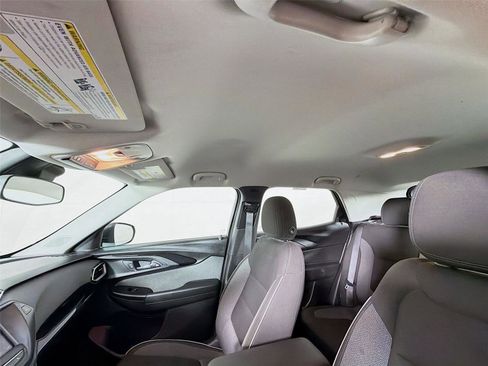 Used 2021 Chevrolet TrailBlazer LS AWD/4WD image 37