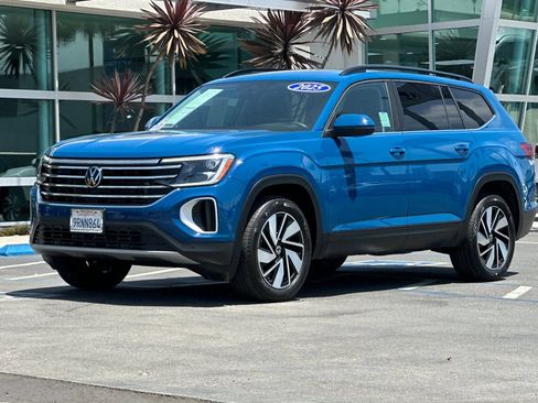 Used 2025 Volkswagen Atlas SE FWD image 8