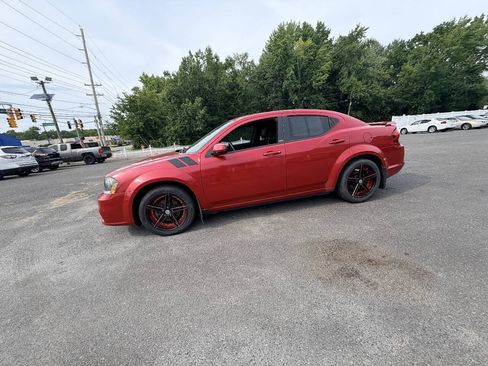 Used 2014 Dodge Avenger R/T w/ Sun/Sound Group FWD image 38
