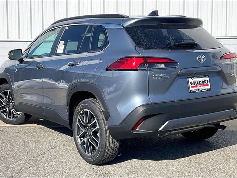 New 2026 Toyota Corolla Cross XLE image 3