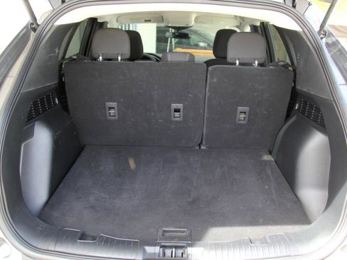 Used 2025 Ford Escape Active AWD/4WD image 25