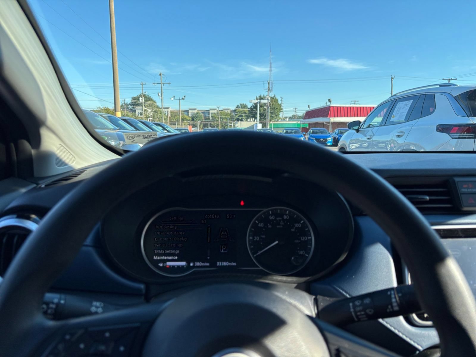 Used 2025 Nissan Versa SV FWD image 31