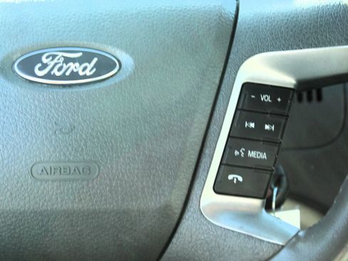 Used 2010 Ford Fusion Hybrid FWD image 12