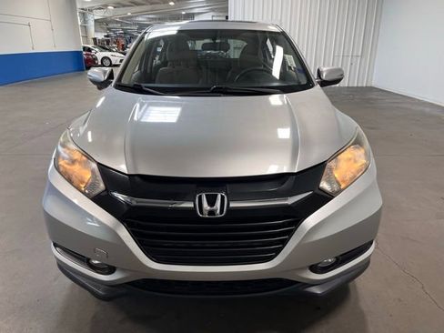 Used 2016 Honda HR-V EX image 8