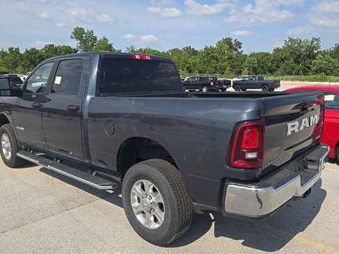 Used 2025 RAM 2500 Big Horn AWD/4WD image 6