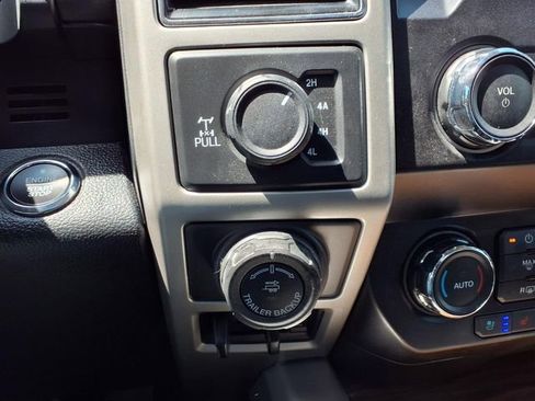 Used 2019 Ford F150 Lariat AWD/4WD image 13