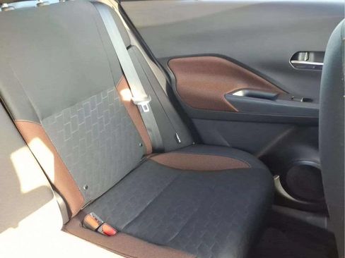 Used 2024 Nissan Kicks SR FWD image 18