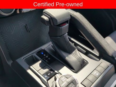 Used 2025 Toyota Tacoma TRD Off-Road AWD/4WD image 21