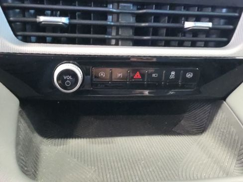 Used 2026 Ford Explorer Active AWD/4WD image 23