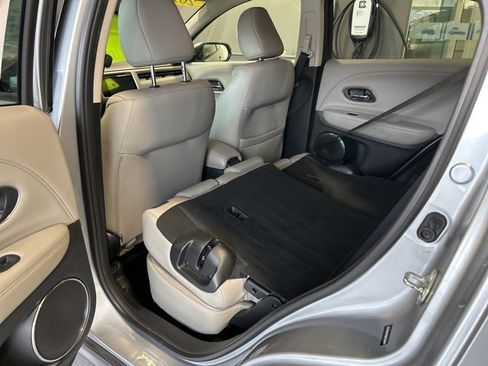 Used 2017 Honda HR-V EX-L image 26