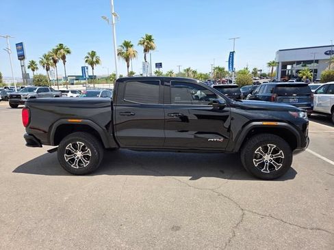 Certified 2023 GMC Canyon AT4 w/ AT4 Premium Package AWD/4WD image 7