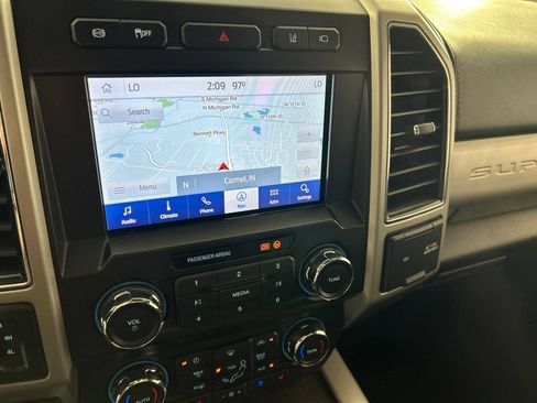 Used 2021 Ford F450 Lariat w/ Lariat Ultimate Package AWD/4WD image 21