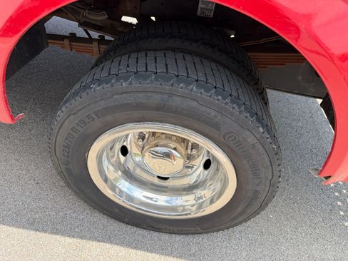 Used 2012 RAM 5500 SLT RWD image 4