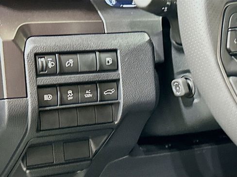 New 2026 Toyota 4Runner TRD Off-Road Premium AWD/4WD image 10
