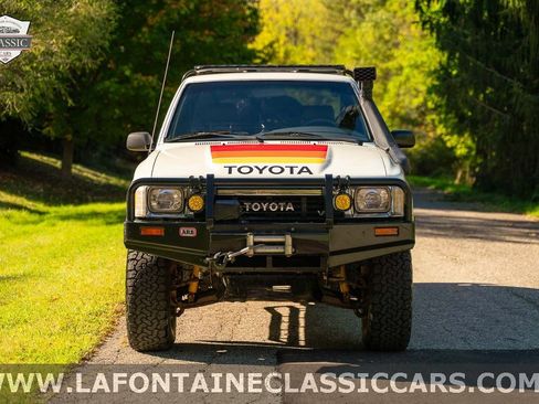 Used 1989 Toyota Pickup Deluxe image 10