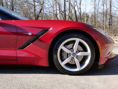 Used 2014 Chevrolet Corvette Stingray Convertible w/ 2LT Preferred Equipment Group RWD image 34