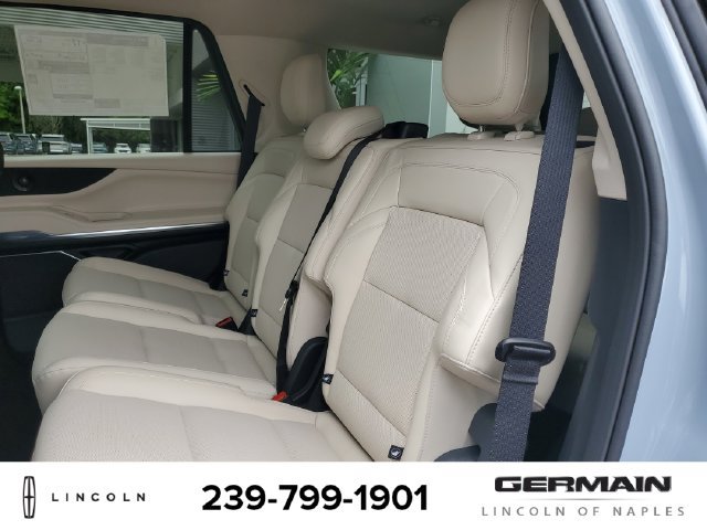 New 2027 Lincoln Navigator Premiere AWD/4WD image 19