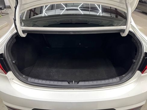 Used 2019 Kia Rio S FWD image 8
