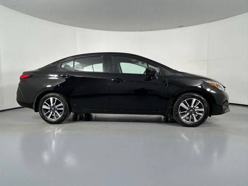 Used 2025 Nissan Versa SV w/ Trunk Package image 8