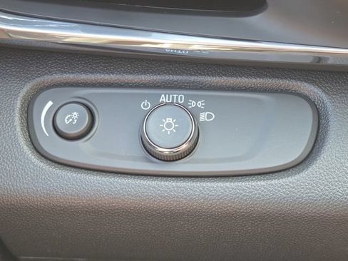 New 2026 Buick Envista Preferred FWD image 11