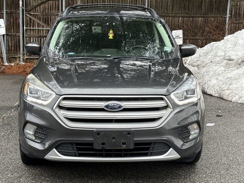 Used 2018 Ford Escape SEL image 2