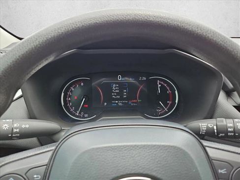 Used 2025 Toyota RAV4 XLE FWD image 11