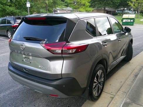 Used 2023 Nissan Rogue SV AWD/4WD image 5