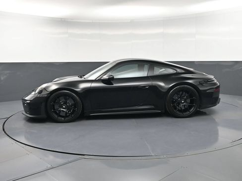 Certified 2026 Porsche 911 GT3 RWD image 2