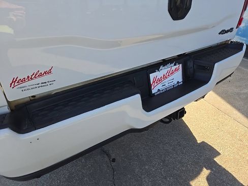 Used 2022 RAM 2500 Laramie AWD/4WD image 24