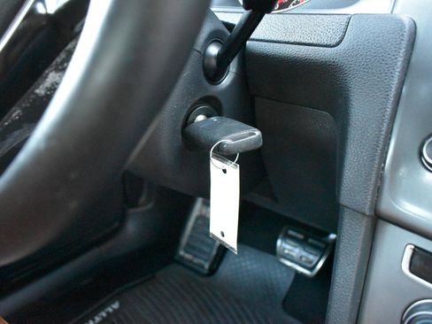 Used 2017 Volkswagen Golf Alltrack S image 40