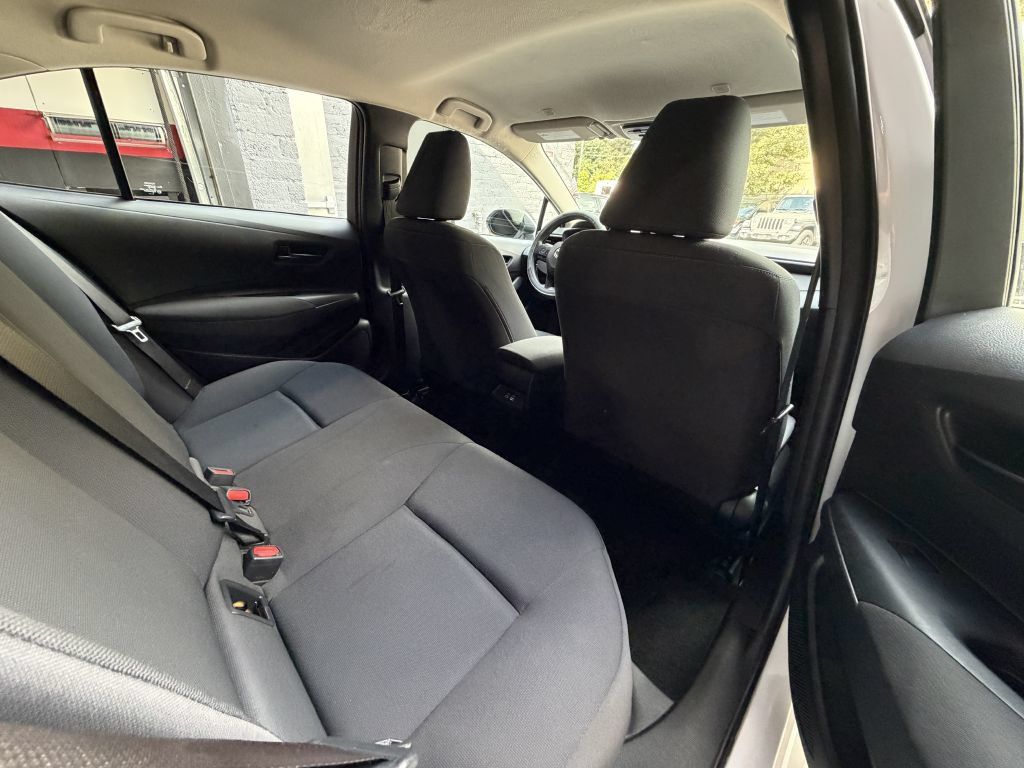 Used 2023 Toyota Corolla LE FWD image 16