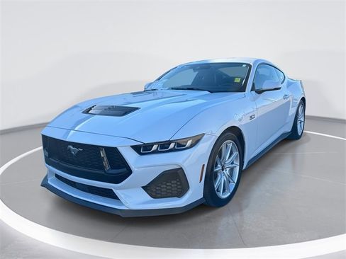 Used 2025 Ford Mustang GT Premium image 1