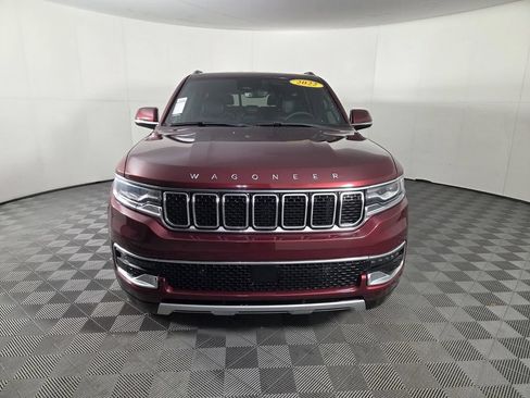 Used 2022 Jeep Wagoneer Series II AWD/4WD image 4