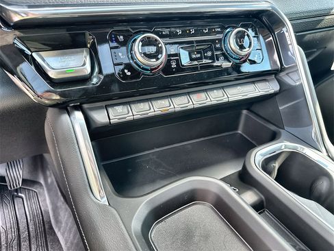 New 2026 GMC Sierra 2500 Denali w/ Denali Reserve Package image 27