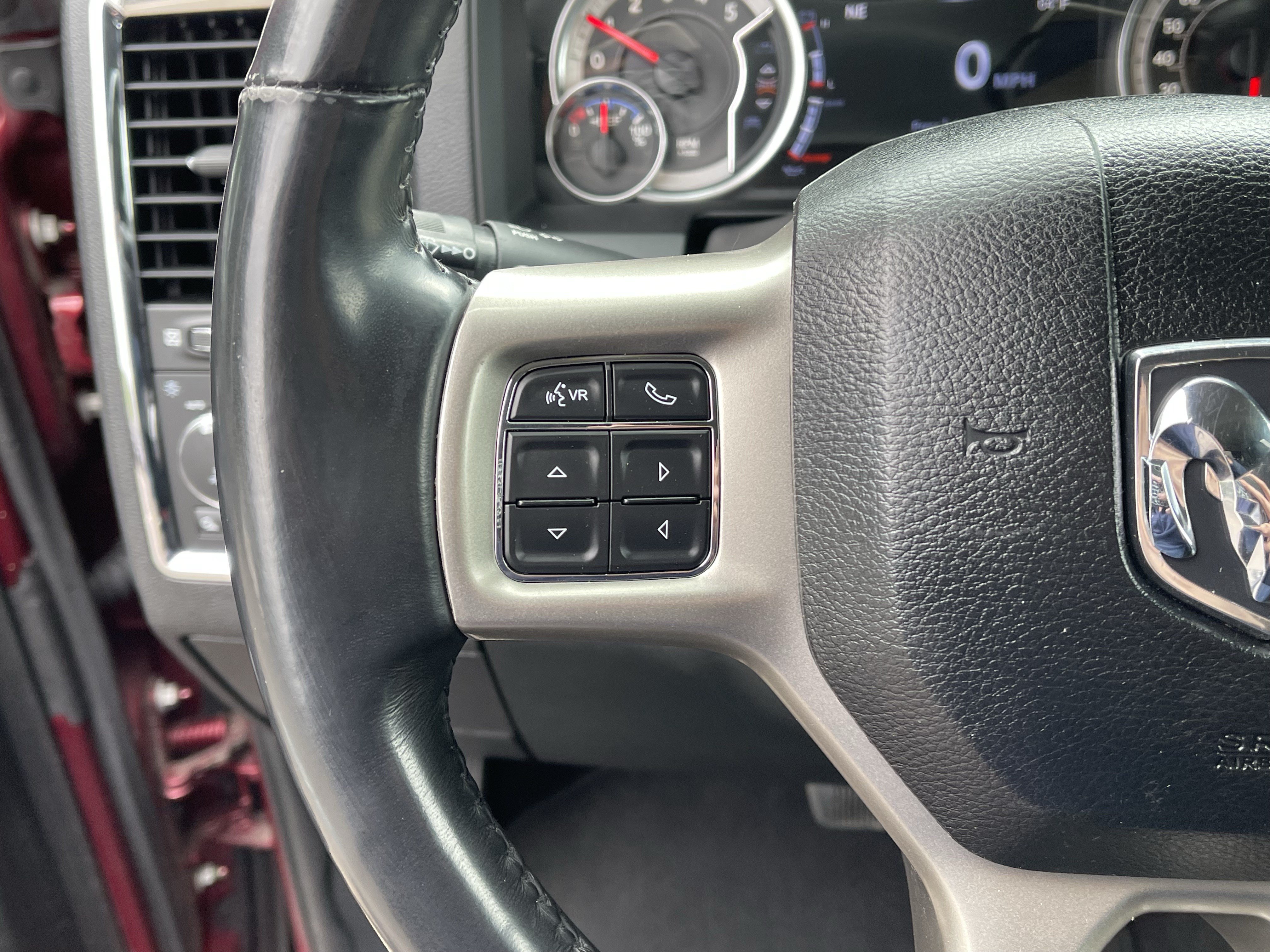Used 2017 RAM 1500 Laramie w/ Convenience Group AWD/4WD image 23