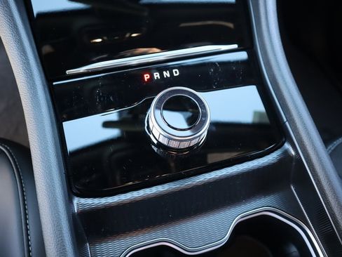 New 2025 Jeep Grand Cherokee Altitude image 8