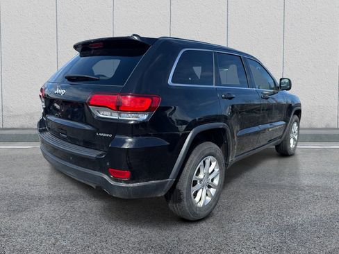 Used 2022 Jeep Grand Cherokee Laredo E image 7